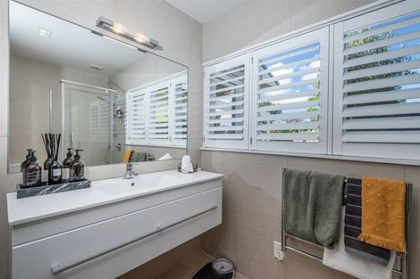 Photo of property in 7 Hauraki Road, Hauraki, Auckland, 0622