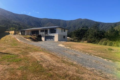 Photo of property in 127 Boons Valley Road, Waikawa, Picton, 7220