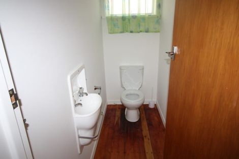 Photo of property in 4 Belgrave Place, Awapuni, Palmerston North, 4412