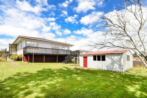 Photo of property in 112 Borich Road, Sunnyvale, Auckland, 0612