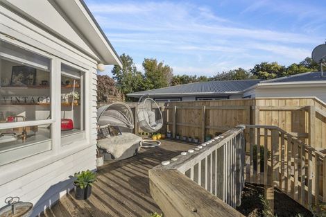 Photo of property in 78 Grays Road, Camborne, Porirua, 5026