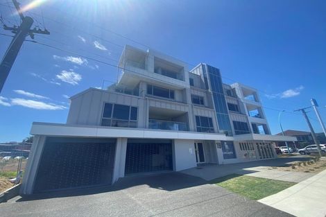 Photo of property in 4/19 Victoria Road, Mount Maunganui, 3116