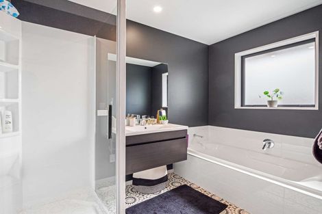 Photo of property in 119 Shillingford Boulevard, Rolleston, 7615