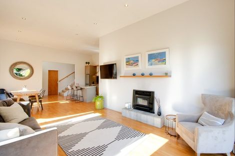 Photo of property in 2a Keirunga Road, Havelock North, 4130