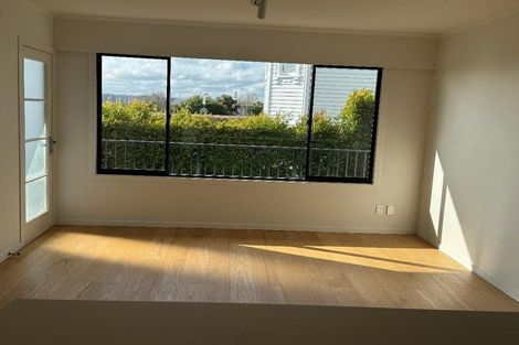 Photo of property in 4/29 Sentinel Road, Herne Bay, Auckland, 1011