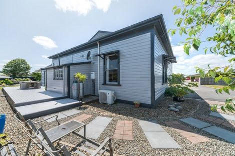 Photo of property in 1 Tamar Street, Rongotea, 4476