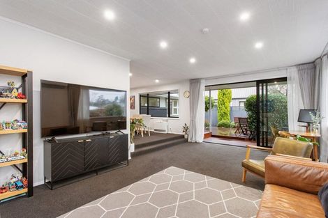 Photo of property in 6 Bannister Place, Ilam, Christchurch, 8053