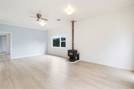 Photo of property in 115 Awhitu Road, Karioitahi, Waiuku, 2683