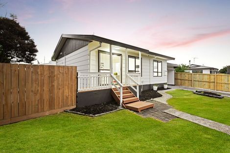 Photo of property in 24a Lloyd Drive, Nawton, Hamilton, 3200