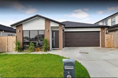 Photo of property in 9 Millfield Lane, Papakura, 2110
