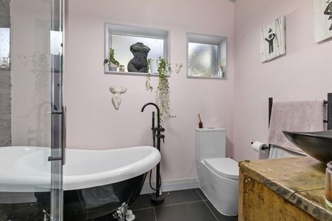 Photo of property in 27 Edelweiss Grove, Timberlea, Upper Hutt, 5018