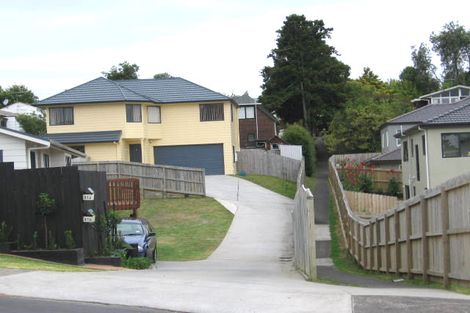 Photo of property in 1/33 Lyford Crescent, Sunnynook, Auckland, 0620