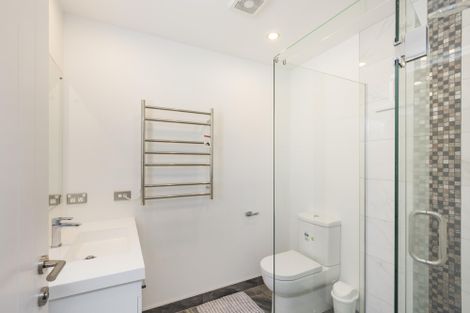 Photo of property in 15 Freedom Drive, Kelvin Grove, Palmerston North, 4414