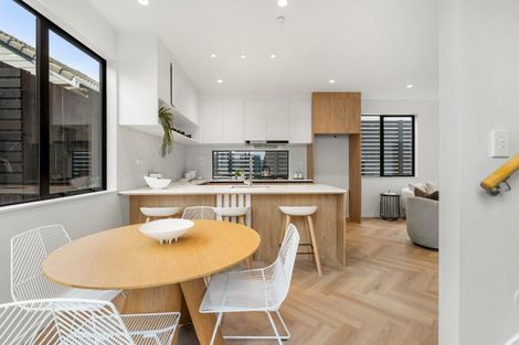 Photo of property in 3 Lonsdale Street, New Brighton, Christchurch, 8083