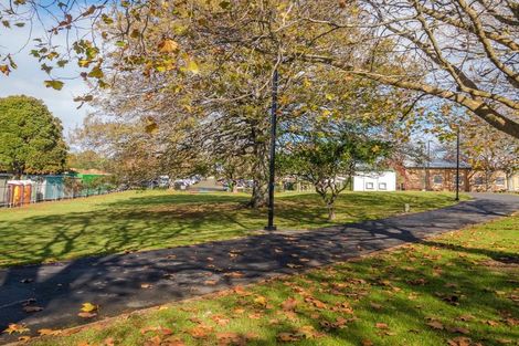 Photo of property in 3/125 Carrington Road, Point Chevalier, Auckland, 1025