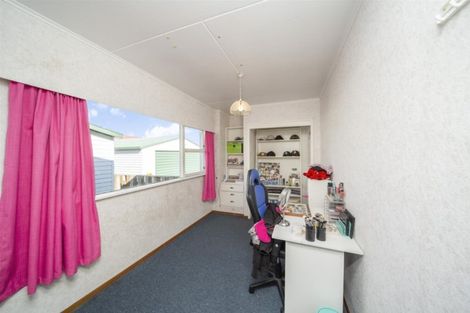 Photo of property in 97 Puriri Street, Hawera, 4610