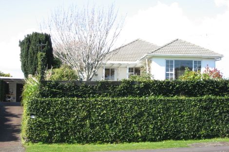 Photo of property in 135 Mangorei Road, Merrilands, New Plymouth, 4312