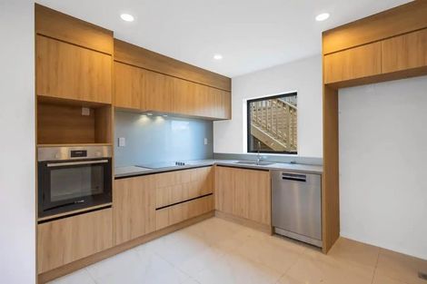 Photo of property in 44c Cyclarama Crescent, Massey, Auckland, 0614