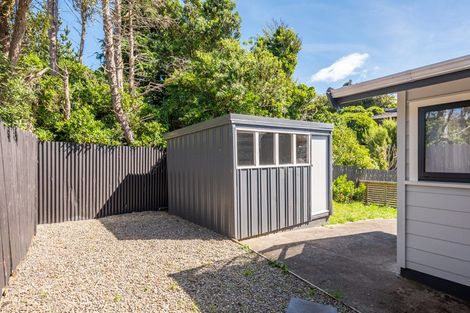 Photo of property in 30 Middleton Road, Johnsonville, Wellington, 6037