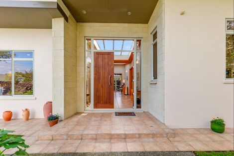 Photo of property in 15 Homewood Avenue, Levin, 5510