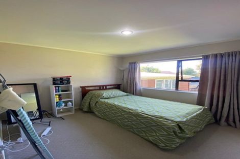 Photo of property in 37 Burswood Drive, Burswood, Auckland, 2013