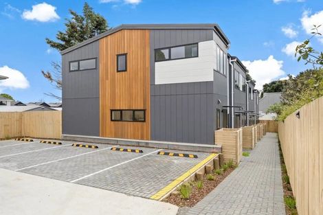 Photo of property in 3/58 Waipani Road, Te Atatu Peninsula, Auckland, 0610