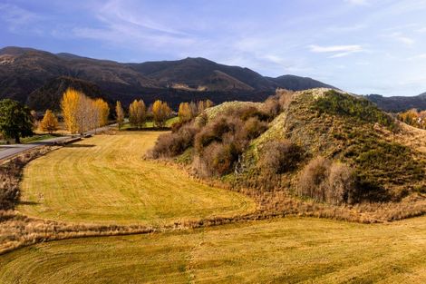 Photo of property in 1124 Malaghans Road, Arrowtown, 9371