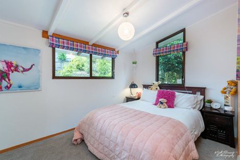 Photo of property in 8 Tapestry Grove, Silverstream, Upper Hutt, 5019