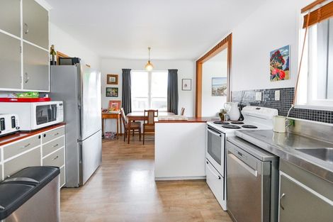 Photo of property in 13 James Cook Street, Havelock North, 4130