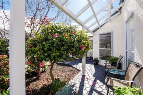 Photo of property in 2 Kings Avenue, South Dunedin, Dunedin, 9012