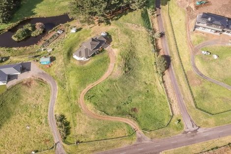 Photo of property in 100 Harakeke Road, Te Horo, Otaki, 5581