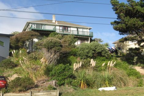 Photo of property in 42 Chaffey Crescent, Titahi Bay, Porirua, 5022