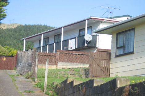 Photo of property in 3 Japonica Crescent, Ranui, Porirua, 5024