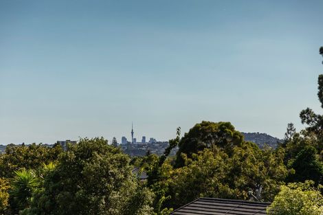 Photo of property in 36 Lemnos Place, Titirangi, Auckland, 0604