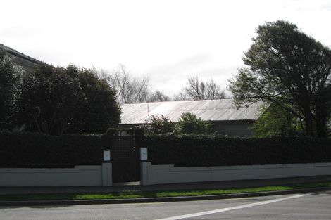 Photo of property in 2/2 Cashmere Road, Cashmere, Christchurch, 8022