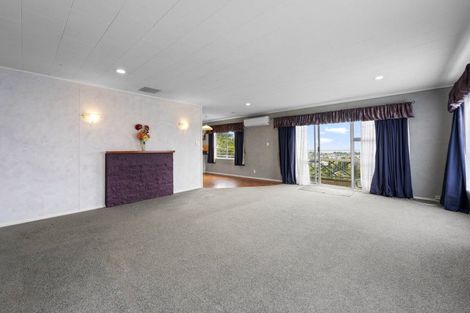 Photo of property in 31 Russell Crescent, Western Heights, Rotorua, 3015