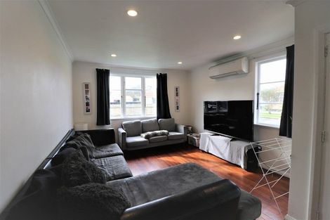 Photo of property in 70 Peat Place, Whanganui, 4500