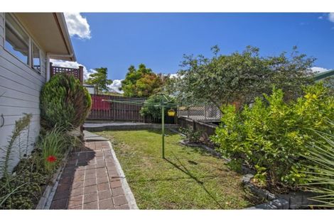 Photo of property in 6 Howards Way, Te Kamo, Whangarei, 0112
