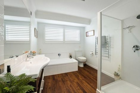 Photo of property in 7 Riverside Place, Katikati, 3129