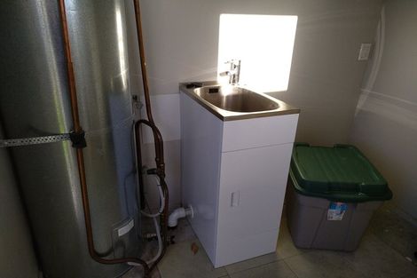 Photo of property in 21 Tiromoana Road, Raumati South, Paraparaumu, 5032