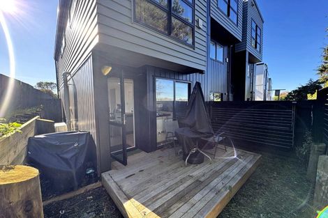 Photo of property in 1/60 Triangle Road, Massey, Auckland, 0614