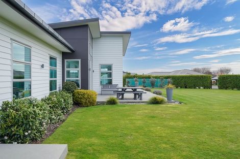 Photo of property in 11 Majestic Chance, Seaward Bush, Invercargill, 9812