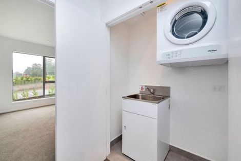 Photo of property in 2/27 Dida Park Drive, Kumeu, 0810