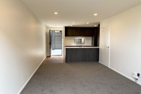 Photo of property in 2/331 Lincoln Road, Addington, Christchurch, 8024
