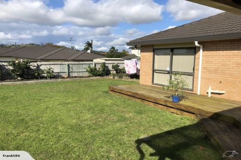 Photo of property in 15 Belcoo Crescent, East Tamaki, Auckland, 2013