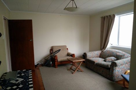 Photo of property in 92 Russell Terrace, Berhampore, Wellington, 6023