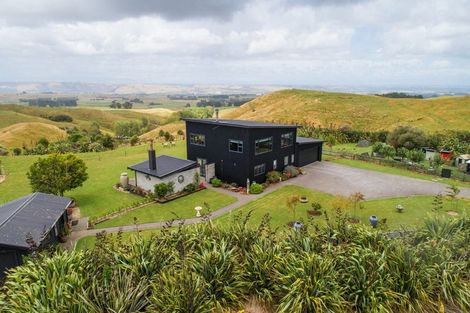 Photo of property in 407 Mount Curl Road, Hunterville, 4784