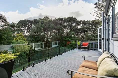Photo of property in 19 Laser Place, Bayview, Auckland, 0629