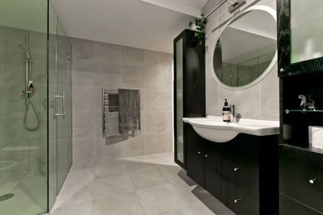 Photo of property in 6 Birchwood Grove, Greenhithe, Auckland, 0632