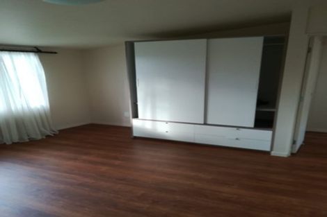 Photo of property in 70 Millbrook Road, Henderson, Auckland, 0612